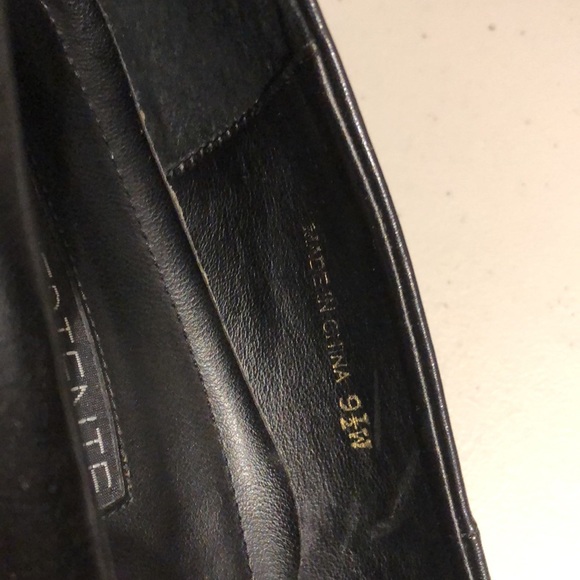 24. Divertente | Genuine Leather 2.5” Heels - Picture 9 of 10